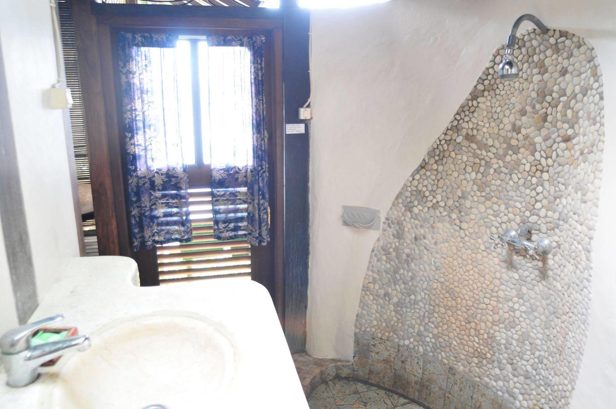 Suara Ombak Cottages Bingin Beach Bali Pecatu Exterior foto